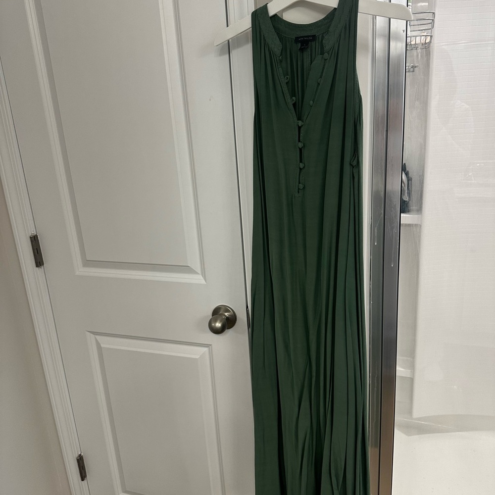 Ann Taylor Green Maxi Dress